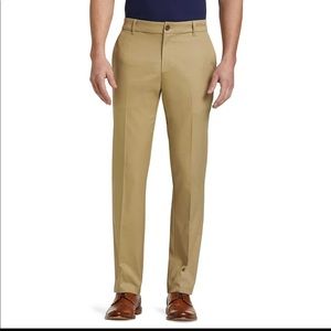NWOT Jos. A. Bank. Travel Tech Slim Fit pants